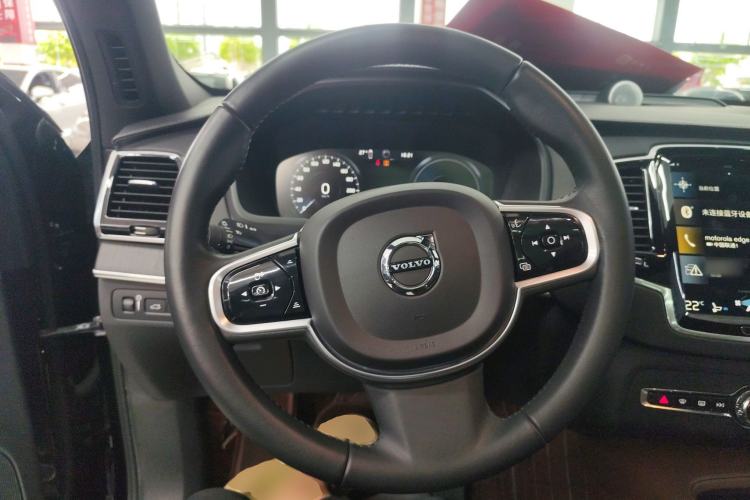 Used Volvo XC90 New Energy 2022 E-Drive Hybrid T8 Luxury Flagship 7-Seater Steering Wheel