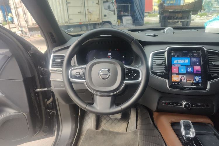 Used Volvo XC90 New Energy 2022 Facelift E-Drive Hybrid T8 Luxury Prestige 7-Seater Steering Wheel
