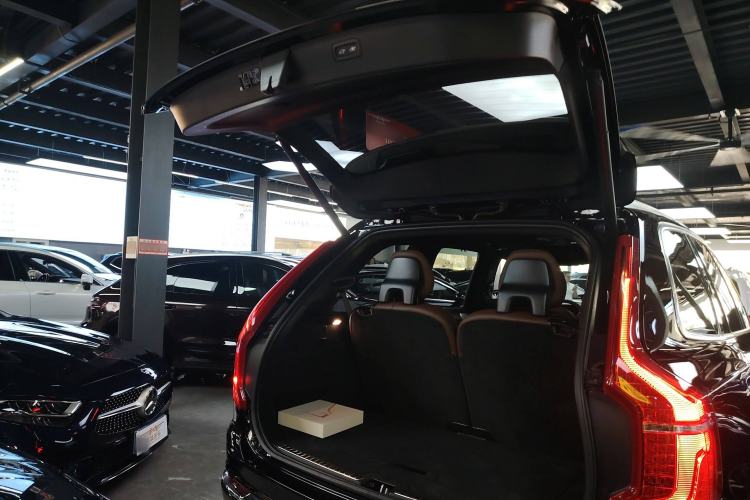 Used Volvo XC90 New Energy 2022 Facelift E-Drive Hybrid T8 Luxury Prestige 7-Seater Trunk