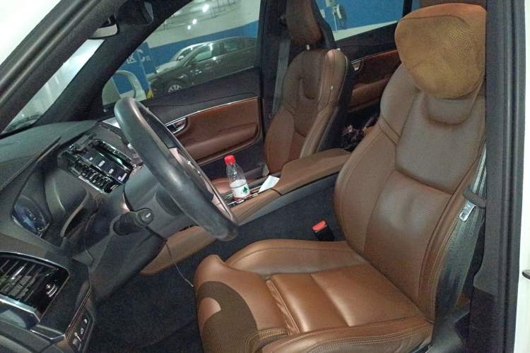 Used Volvo XC90 New Energy 2022 E-Drive Hybrid T8 Luxury Flagship 7-Seater Left Front Seat