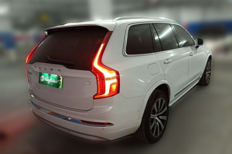 Used Volvo XC90 New Energy 2022 E-Drive Hybrid T8 Luxury Flagship 7-Seater Rear Right 45 Deg