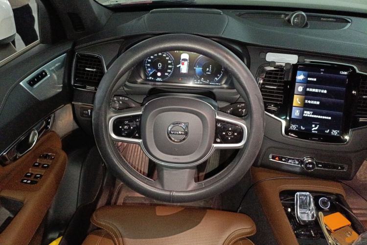 Used Volvo XC90 New Energy 2022 E-Drive Hybrid T8 Luxury Flagship 7-Seater Steering Wheel