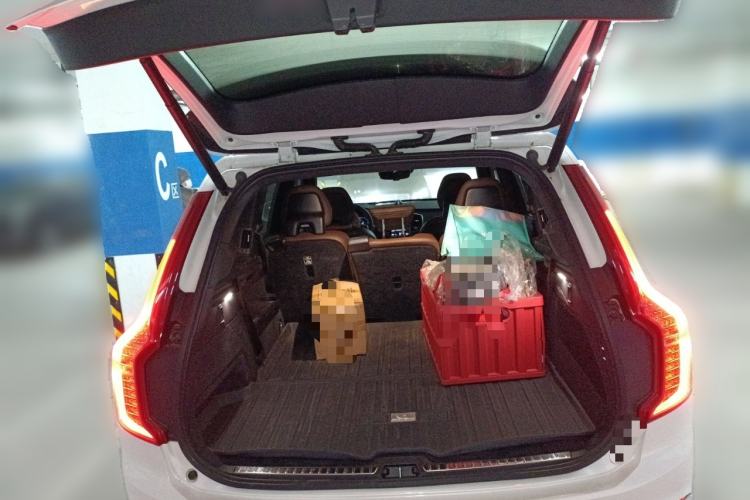 Used Volvo XC90 New Energy 2022 E-Drive Hybrid T8 Luxury Flagship 7-Seater Trunk