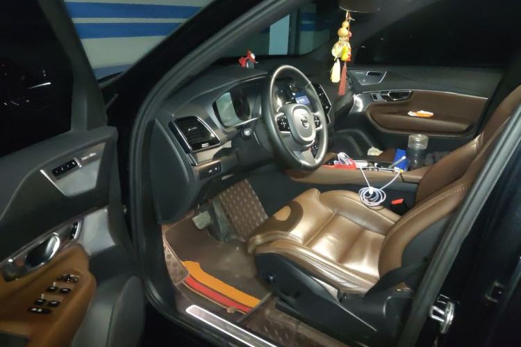 Used Volvo XC90 New Energy 2023 T8 RECHARGE Luxury Prestige 7-Seater Driver Seat