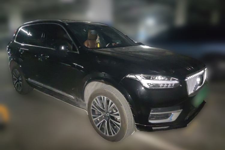 Used Volvo XC90 New Energy 2023 T8 RECHARGE Luxury Prestige 7-Seater Front Right 45 Deg