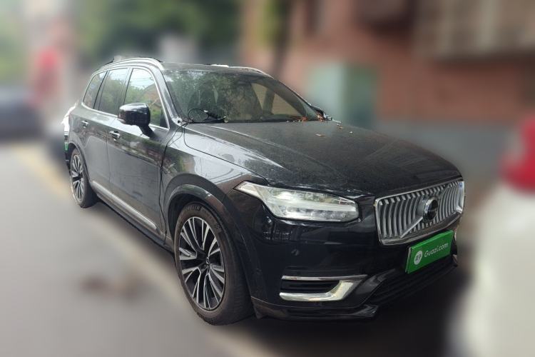 Used Volvo XC90 New Energy 2023 T8 RECHARGE Luxury Prestige 7-Seater Front Right 45 Deg