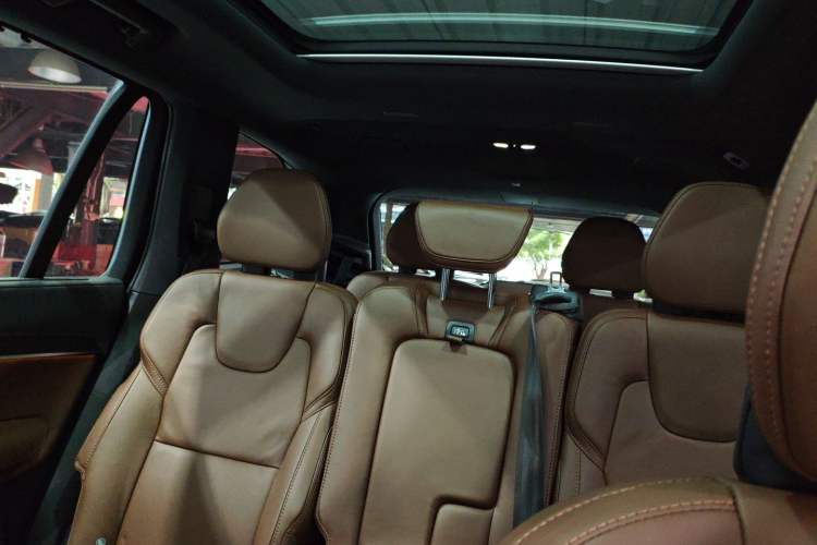 Used Volvo XC90 New Energy 2023 T8 RECHARGE Luxury Prestige 7-Seater Headliner