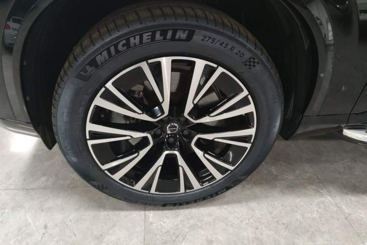 Used Volvo XC90 New Energy 2023 T8 RECHARGE Luxury Prestige 7-Seater Left Front Wheel Hub