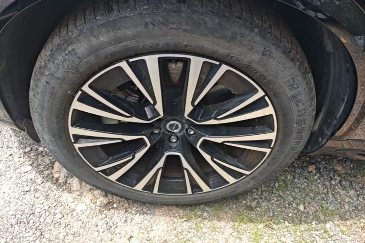 Used Volvo XC90 New Energy 2023 T8 RECHARGE Luxury Prestige 7-Seater Left Front Wheel Hub