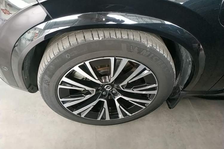 Used Volvo XC90 New Energy 2023 T8 RECHARGE Luxury Prestige 7-Seater Left Front Wheel Hub