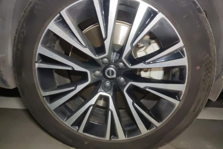 Used Volvo XC90 New Energy 2023 T8 RECHARGE Luxury Prestige 7-Seater Right Front Wheel Hub
