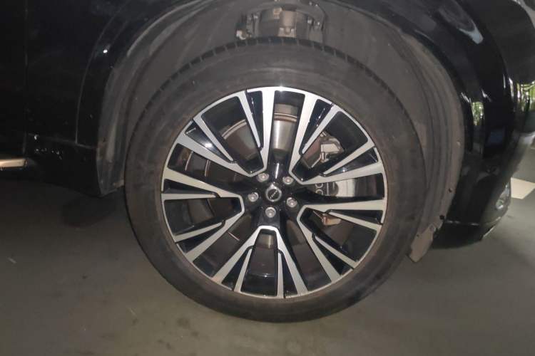 Used Volvo XC90 New Energy 2023 T8 RECHARGE Luxury Prestige 7-Seater Right Front Wheel Hub