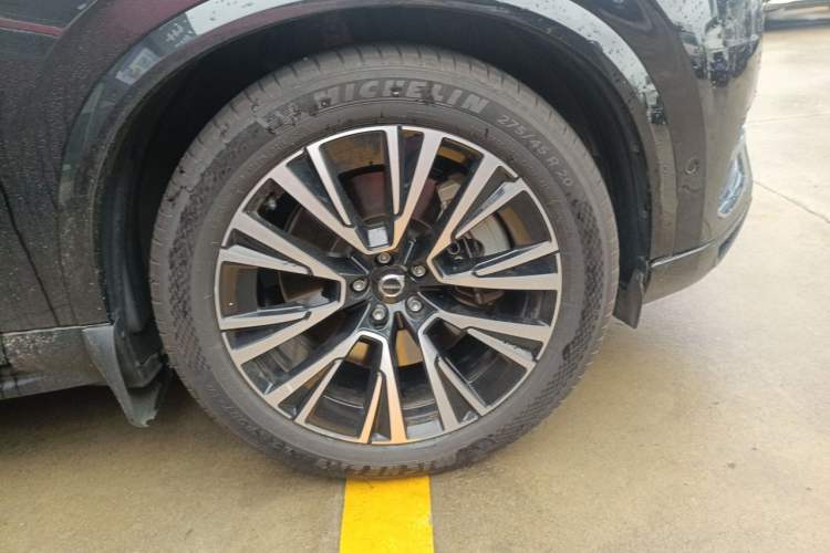 Used Volvo XC90 New Energy 2023 T8 RECHARGE Luxury Prestige 7-Seater Right Front Wheel Hub