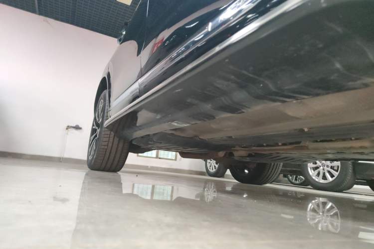 Used Volvo XC90 New Energy 2023 T8 RECHARGE Luxury Prestige 7-Seater Right Side Sill