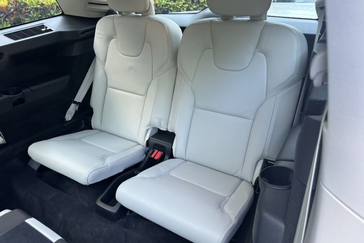 Used Volvo XC90 New Energy 2023 T8 RECHARGE Luxury Prestige 7-Seater Interior 2