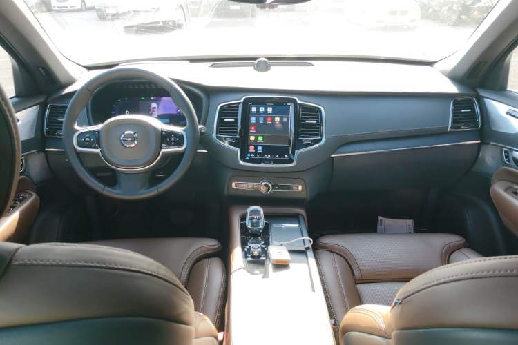 Used Volvo XC90 New Energy 2023 T8 RECHARGE Luxury Prestige 7-Seater Interior 2