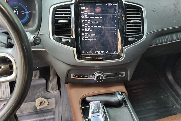 Used Volvo XC90 New Energy 2024 T8 Luxury Flagship 7-Seater Audio And AC Panel