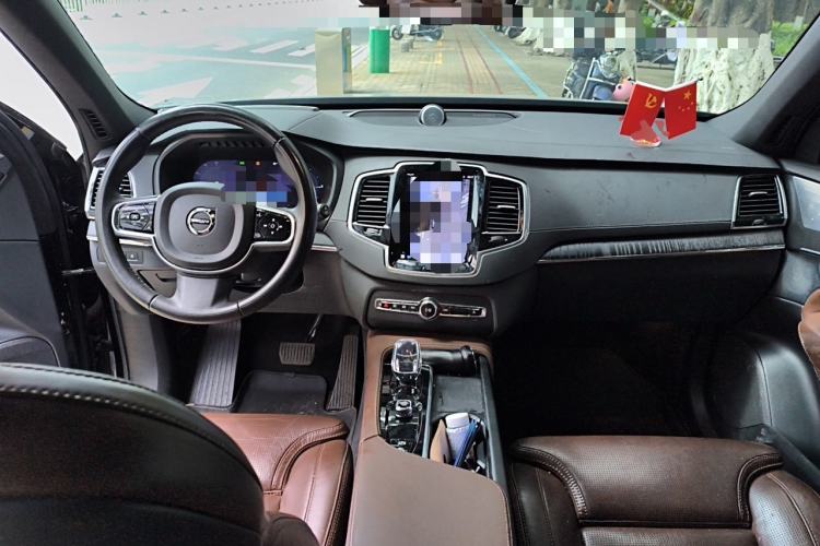 Used Volvo XC90 New Energy 2024 T8 Luxury Flagship 7-Seater Center Console