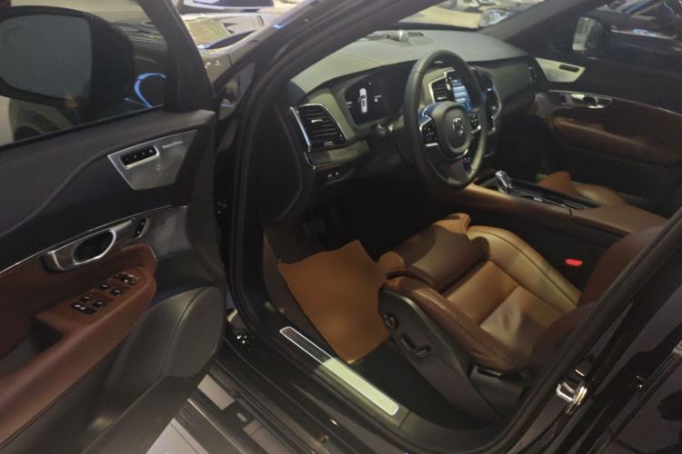 Used Volvo XC90 New Energy 2024 T8 Luxury Flagship 7-Seater Driver Seat