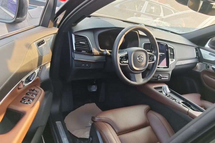 Used Volvo XC90 New Energy 2024 T8 Luxury Flagship 7-Seater Driver Seat
