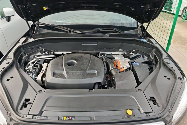 Used Volvo XC90 New Energy 2024 T8 Luxury Flagship 7-Seater Engine Bay