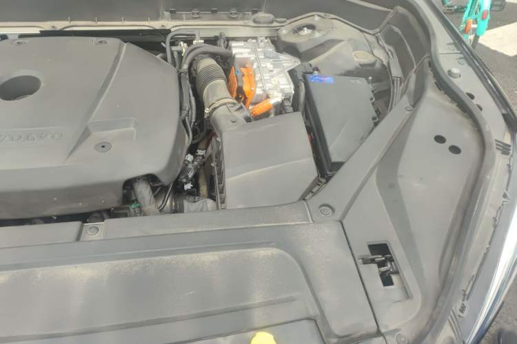 Used Volvo XC90 New Energy 2024 T8 Luxury Flagship 7-Seater Engine Bay Left