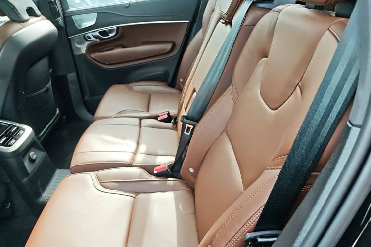 Used Volvo XC90 New Energy 2024 T8 Luxury Flagship 7-Seater Interior 4