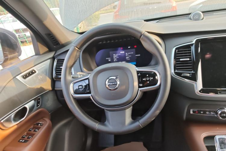 Used Volvo XC90 New Energy 2024 T8 Luxury Flagship 7-Seater Steering Wheel