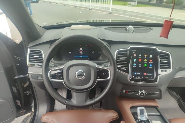 Used Volvo XC90 New Energy 2024 T8 Luxury Flagship 7-Seater Steering Wheel