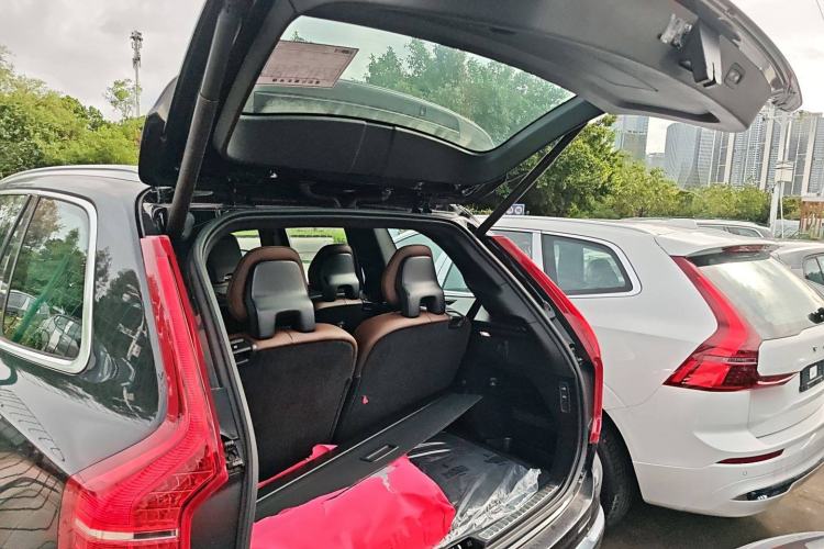 Used Volvo XC90 New Energy 2024 T8 Luxury Flagship 7-Seater Trunk