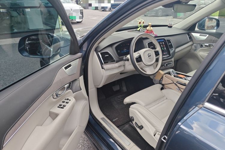 Used Volvo XC90 New Energy 2024 T8 Luxury Flagship 7-Seater Driver Seat