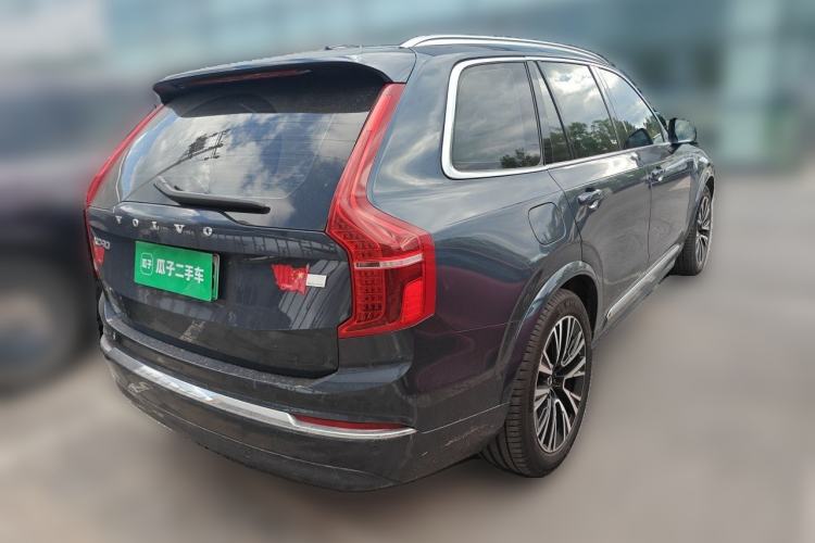 Used Volvo XC90 New Energy 2024 T8 Luxury Flagship 7-Seater Rear Right 45 Deg