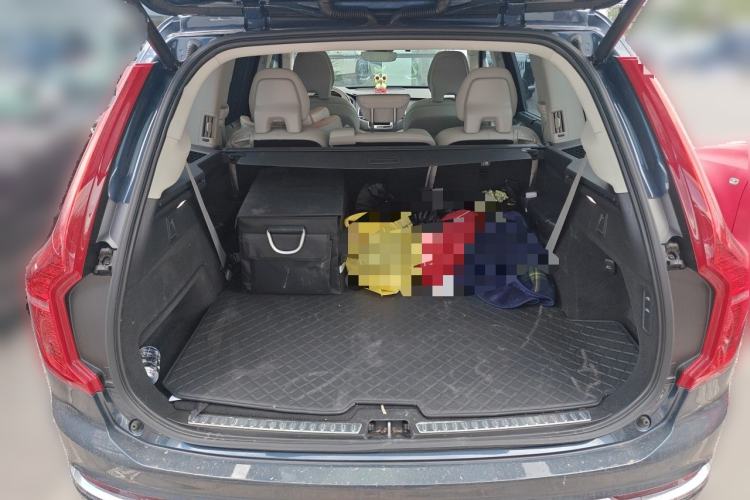 Used Volvo XC90 New Energy 2024 T8 Luxury Flagship 7-Seater Trunk