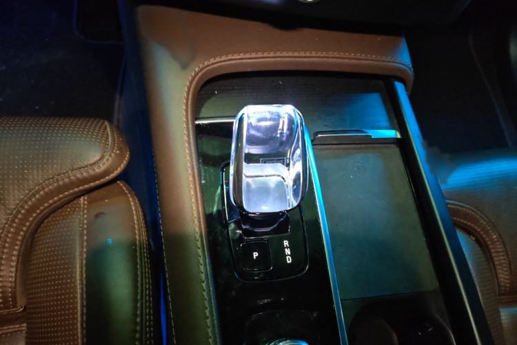 Used Volvo XC90 New Energy 2024 T8 Luxury Flagship 7-Seater Gear Lever