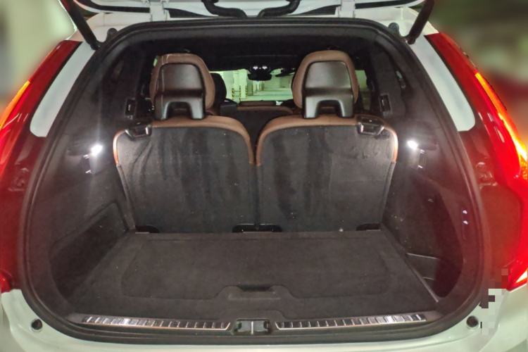 Used Volvo XC90 New Energy 2024 T8 Luxury Flagship 7-Seater Trunk