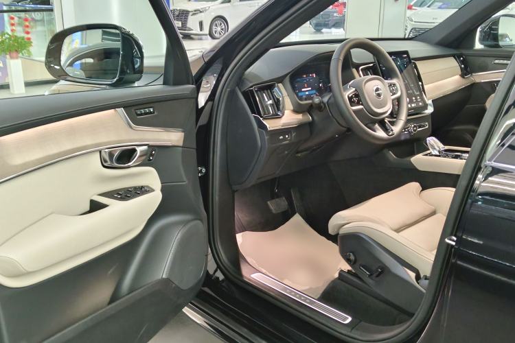 Used Volvo XC90 New Energy 2025 Facelifted T8 Smart Luxury 7-Seater Driver Seat
