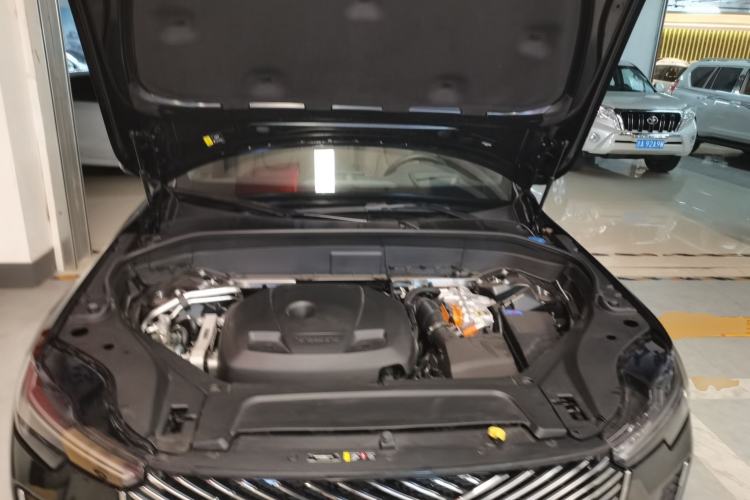 Used Volvo XC90 New Energy 2025 Facelifted T8 Luxury Flagship 7-Seater Engine Bay
