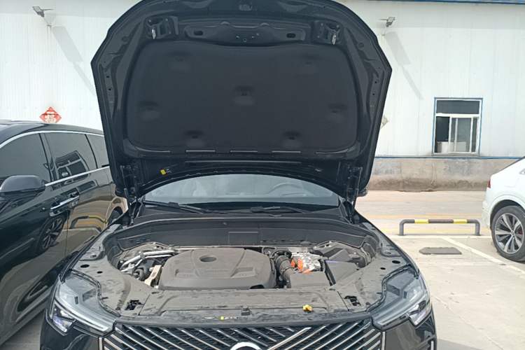 Used Volvo XC90 New Energy 2025 T8 Luxury Prestige 7-Seater Engine Bay