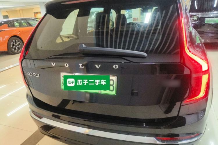 Used Volvo XC90 New Energy 2025 Facelifted T8 Luxury Flagship 7-Seater Exterior 1