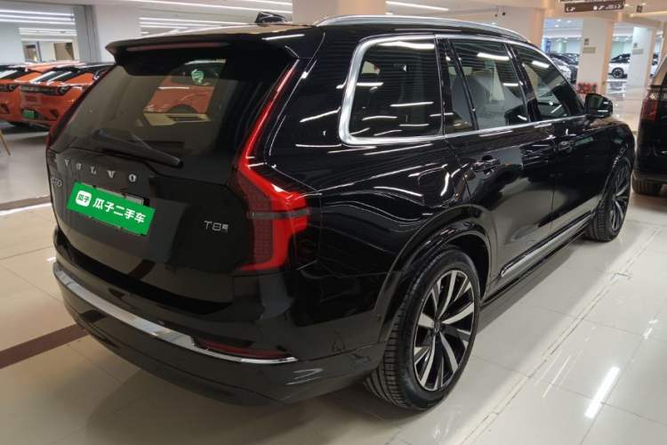 Used Volvo XC90 New Energy 2025 T8 Luxury Prestige 7-Seater Exterior 5