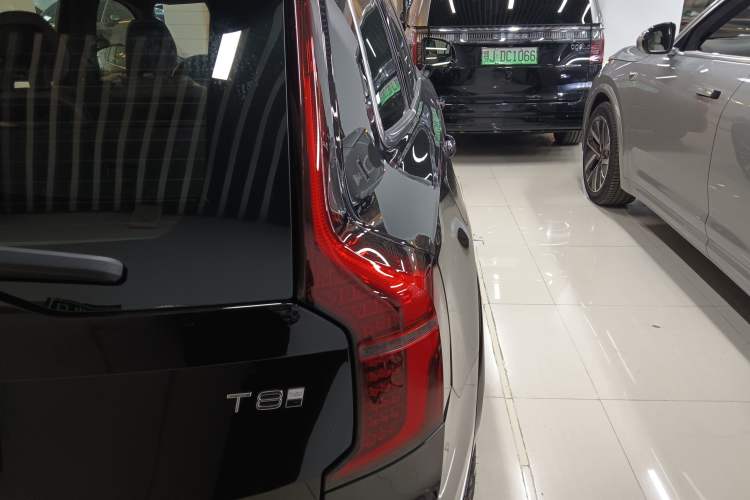 Used Volvo XC90 New Energy 2025 T8 Luxury Prestige 7-Seater Exterior 6