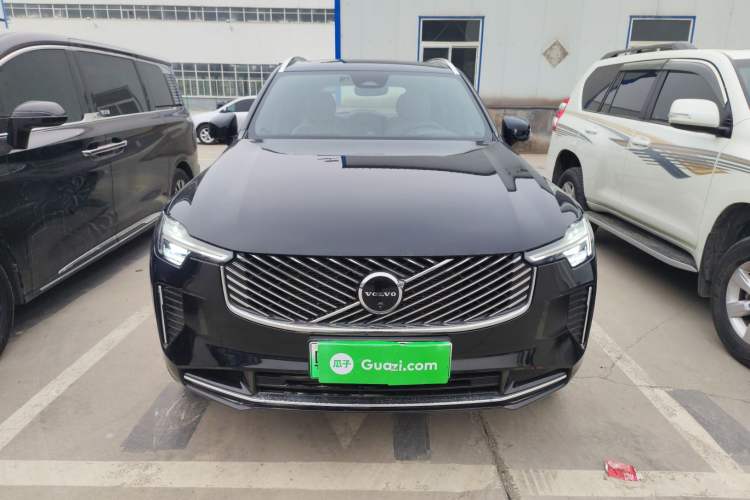 Used Volvo XC90 New Energy 2025 Facelifted T8 Luxury Flagship 7-Seater Front