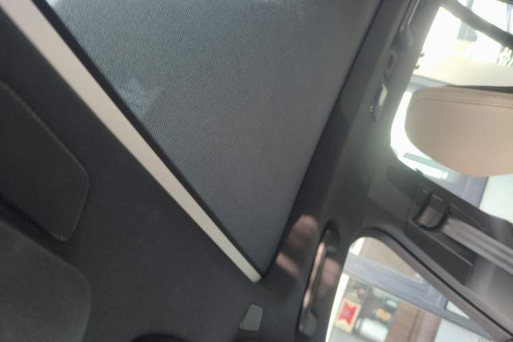 Used Volvo XC90 New Energy 2025 T8 Luxury Prestige 7-Seater Headliner