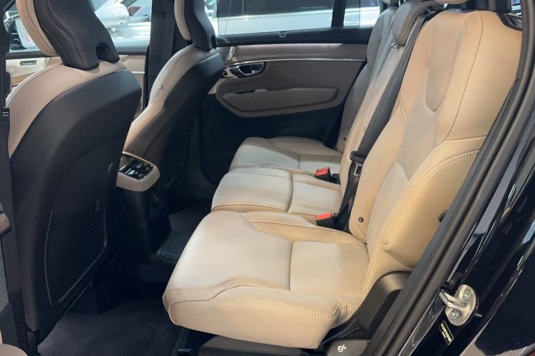Used Volvo XC90 New Energy 2025 Facelifted T8 Luxury Flagship 7-Seater Interior 2