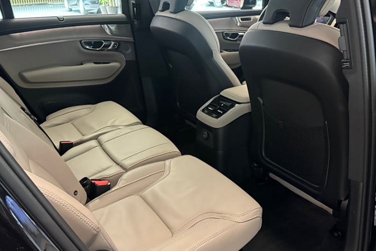 Used Volvo XC90 New Energy 2025 Facelifted T8 Luxury Flagship 7-Seater Interior 6