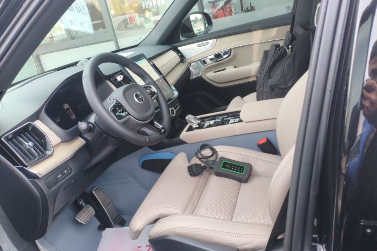 Used Volvo XC90 New Energy 2025 T8 Luxury Prestige 7-Seater Left Front Seat