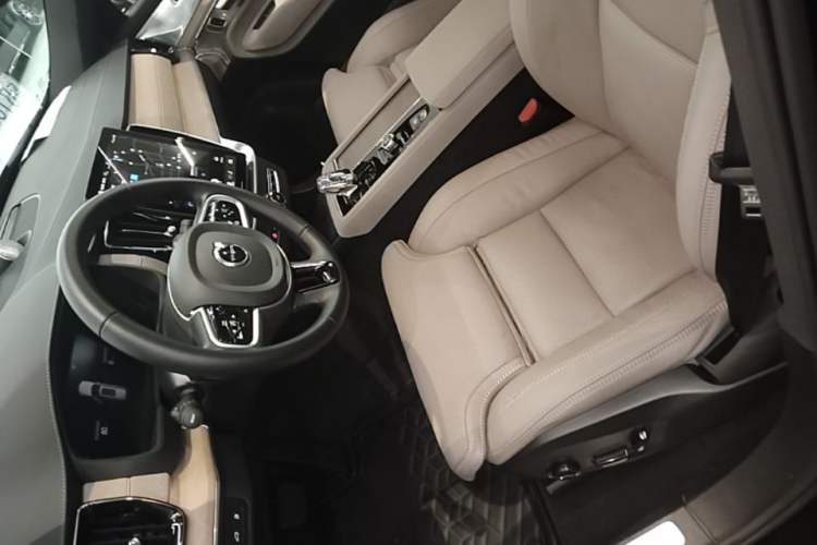 Used Volvo XC90 New Energy 2025 Facelifted T8 Luxury Flagship 7-Seater Left Front Seat