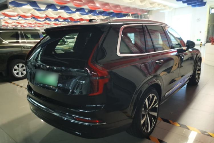 Used Volvo XC90 New Energy 2025 Facelifted T8 Luxury Flagship 7-Seater Rear Right 45 Deg