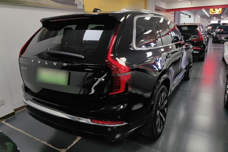 Used Volvo XC90 New Energy 2025 Facelifted T8 Luxury Flagship 7-Seater Rear Right 45 Deg