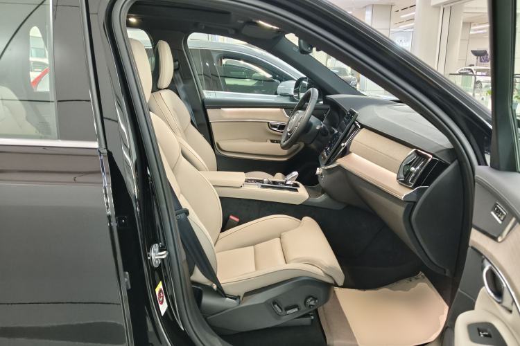 Used Volvo XC90 New Energy 2025 Facelifted T8 Smart Luxury 7-Seater Right Front Seat